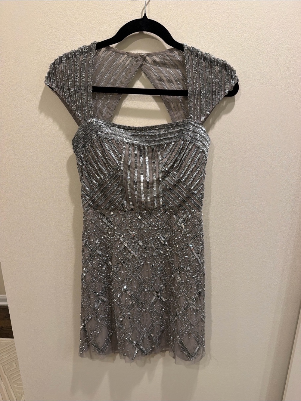 Adriana Papell Silver Beaded Cap-Sleeve Cocktail Dress